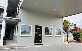 Northwoods Motel